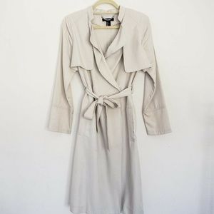 H&M Soft Womens Trench Coat Preowned Size 6 US